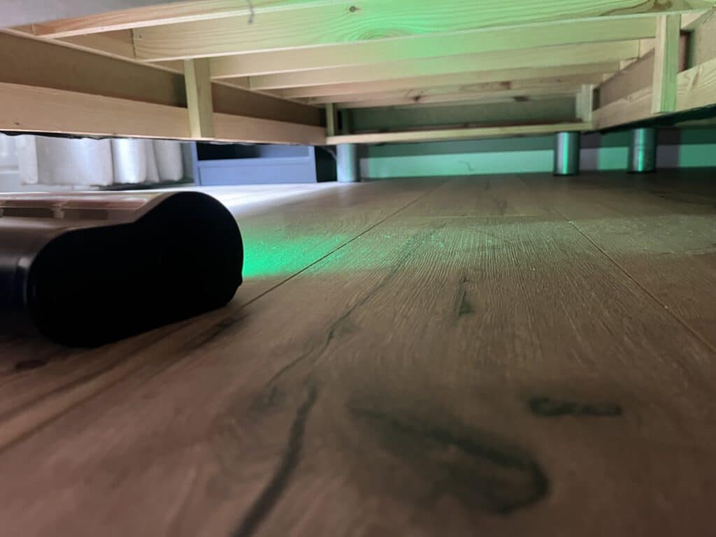 Vesora steelstofzuiger testen onder bed